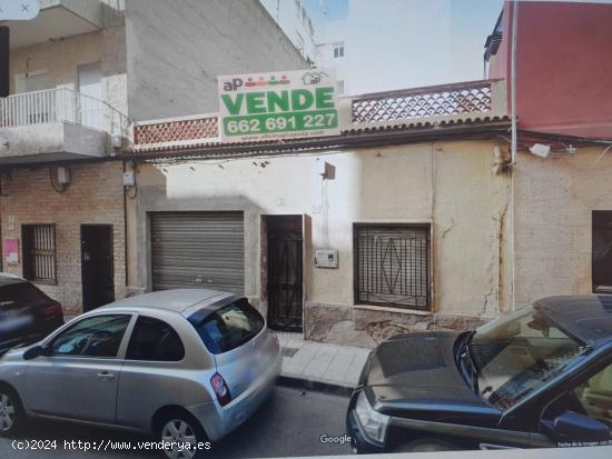 CASA PLANTA BAJA A UN PASO DEL CENTRO DE ELDA - ALICANTE