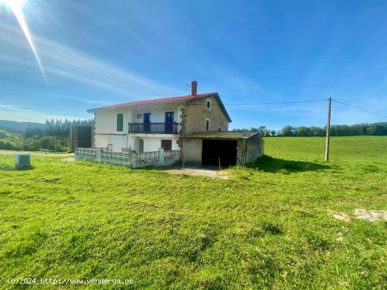 CASA DE PIEDRA CON 52.000M2 DE TERRENO EN SANTILLANA DEL MAR - CANTABRIA