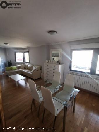 INMOBILIARIA TEJARES ALQUILA ESTUPENDO CHALET EN ZONA PERPETUO SOCORRO - ALBACETE