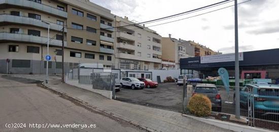 PLAZA DE PARKING EN LA MUNTANYETA - TARRAGONA