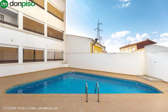  ¡Exclusivo Ático Dúplex en Las Gabias con Terraza y Vistas! - GRANADA 