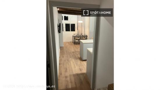 Apartamento entero de 2 dormitorios en Barcelona. - BARCELONA