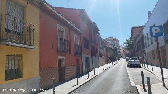 Casa para reformar en el centro de Guadalajara - GUADALAJARA