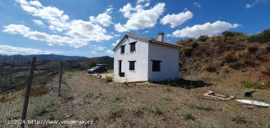 Casa  de campo en el Parque Nacional de la Sierra de las Nieves - MALAGA