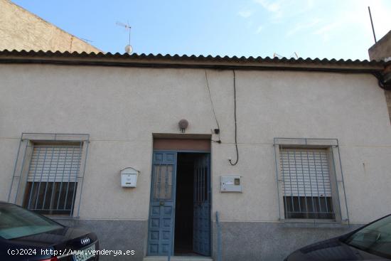  SE VENDE CASA EN PLIEGO - MURCIA 