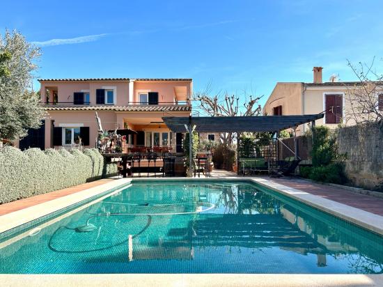  Precioso chalet en Santa Maria del Cami - BALEARES 