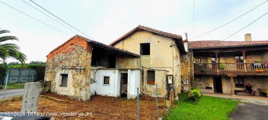  CASA CON  CORRAL, HÓRREO Y TERRENO EN EL ALTO LA MADERA - ASTURIAS 