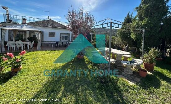 SE VENDE CASA DE CAMPO CON PISCINA ZONA SIERRA DE FUENTES - CACERES