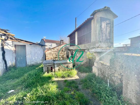 CASA A REFORMAR CON PARCELA PEGADA EN AMOEIRO. REF 1171 - ORENSE