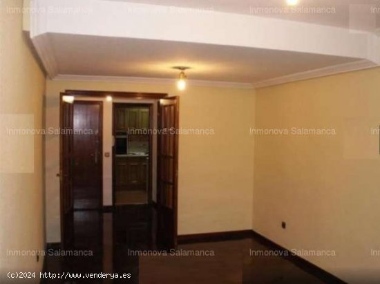 Salamanca(  Alamedilla-Paseo Estación); 3d, 2 wc . NO AMUEBLADO  . SS.CC. 725€ GRUPO INMO