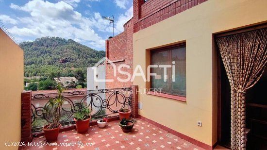 CASA EXCEPCIONAL EN EL CENTRO DE CERVELLO, GARAJE, 5 HAB 2 BAÑOS, UN CELLER INCREIBLE