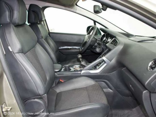 Peugeot 3008 Diesel ( 3008 1.6 BlueHDi Allure 120 )  - Jeréz de la Frontera