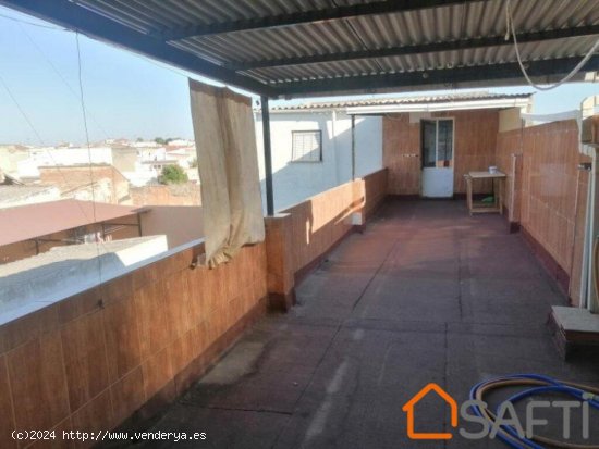 ¡¡ OPORTUNIDAD ÚNICA!!  ECONÓMICO PISO EN PRIMERA PLANTA CON GRAN TERRAZA Y NAVE.