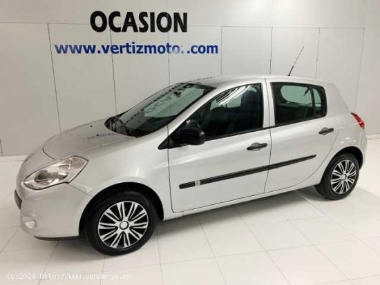  Renault Clio Diesel ( 1.5DCI Business eco2 )  - Astigarraga 