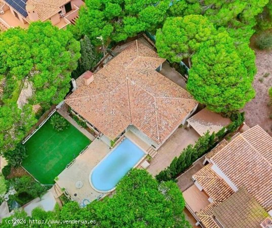 Casa en C / A. Machado, Campoamor, Orihuela Costa