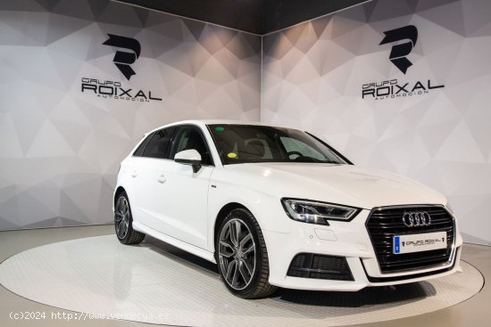 Audi A3 35 TDI SLINE STRONIC MUY CUIDADO - Lugo