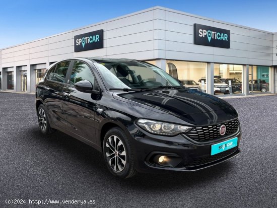 Fiat Tipo  5P 1.3 Multijet 70kW (95CV) Mirror - Castelló