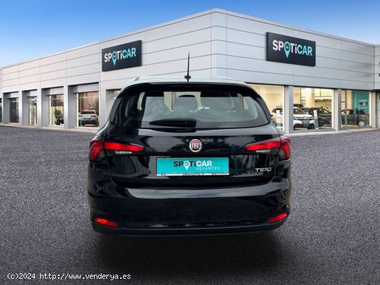 Fiat Tipo  5P 1.3 Multijet 70kW (95CV) Mirror - Castelló