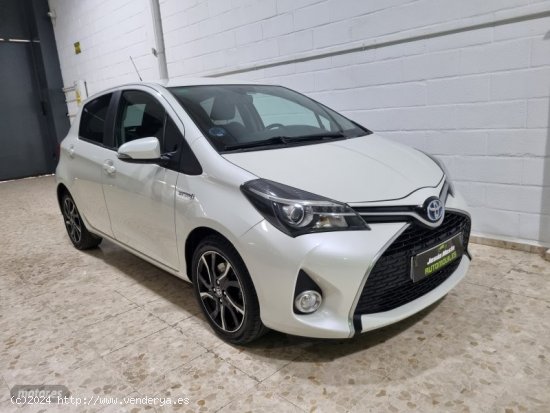 Toyota Yaris 1.5 Active de 2017 con 198.900 Km por 9.300 EUR. en Sevilla