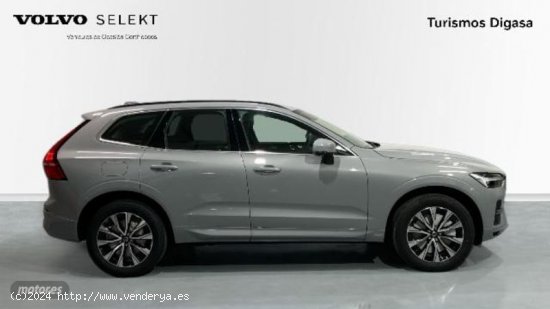 Volvo XC 60 XC60 B4 MILD HYBRID DIESEL CORE de 2023 con 8 Km por 47.900 EUR. en Granada