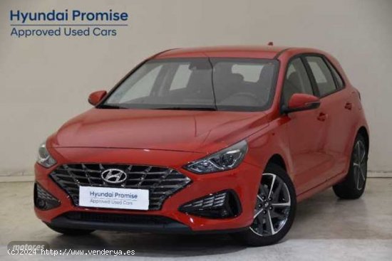 Hyundai i30 1.5 DPI Klass SLX 110 de 2023 con 11.800 Km por 18.700 EUR. en Segovia