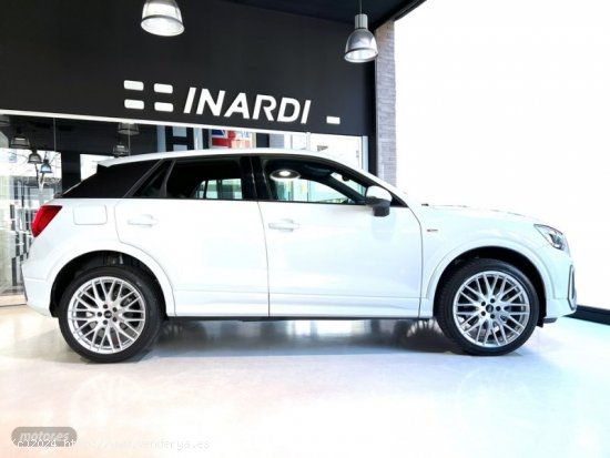 Audi Q2 TDI S-Tronic Adrenalin S-Line de 2023 con 9.900 Km por 33.490 EUR. en Barcelona