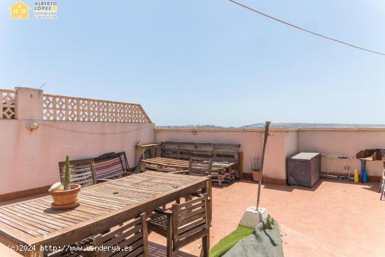  Magnifico ático en El Altet oriención medio día, con terraza de uso privado - ALICANTE 