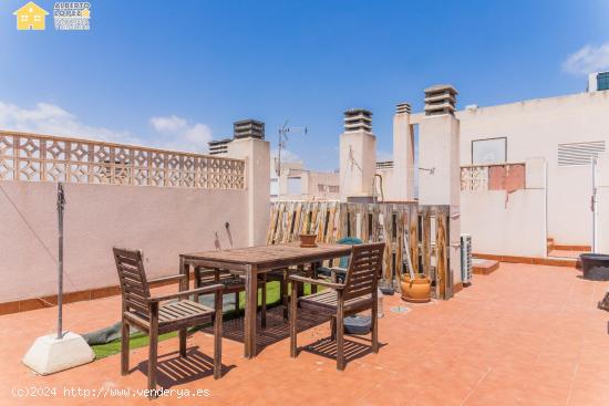 Magnifico ático en El Altet oriención medio día, con terraza de uso privado - ALICANTE