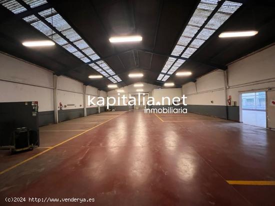 LOCAL COMERCIAL A LA VENTA EN CARCAIXENT - VALENCIA