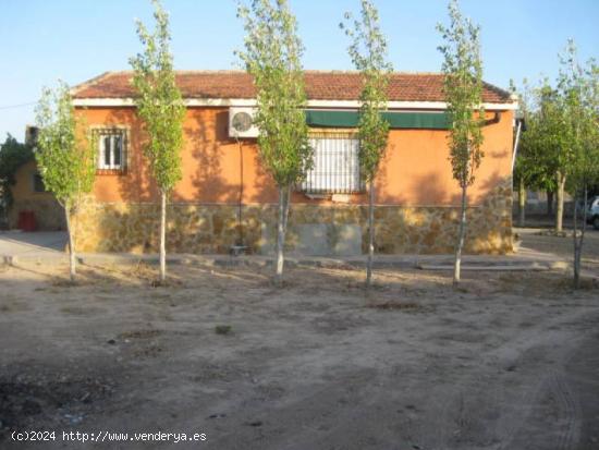 SE VENDE ESTUPENDA CASA DE CAMPO CON TERRENO EN SANGONERA LA SECA, MURCIA - MURCIA