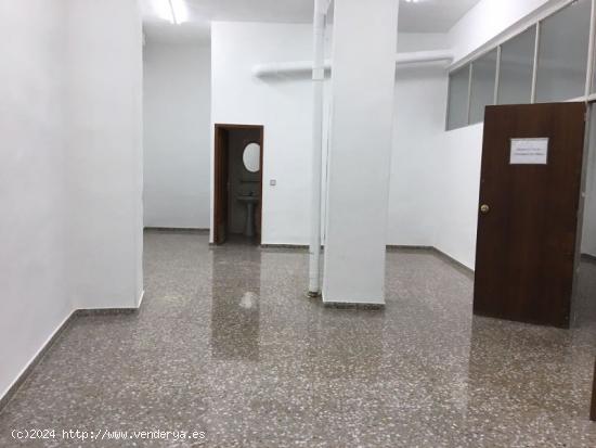 SE VENDE O ALQUILA LOCAL COMERCIAL EN MURCIA - MURCIA