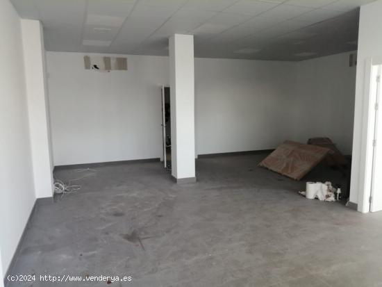 SE VENDE O ALQUILA LOCAL COMERCIAL EN CTRA. ALCANTARILLA EN BUEN ESTADO. - MURCIA