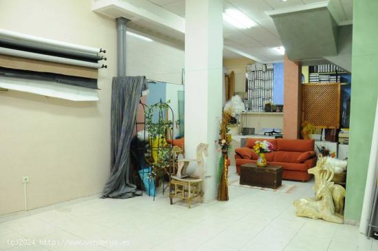 SE VENDE LOCAL EN EL BARRIO DEL CARMEN 87 M2 - MURCIA