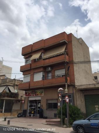 URGE VENDER VIVIENDA EN PATIÑO - MURCIA