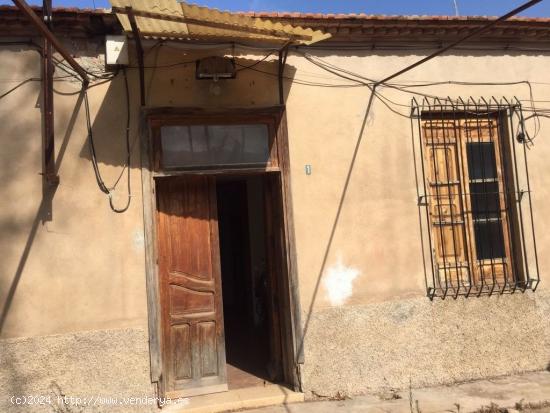  SE VENDE CASA-TALLER CON TERRENO CON TERRENO EN SANTO ANGEL. - MURCIA 