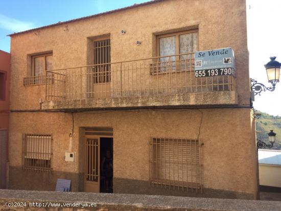 CASA DE DOS PLANTAS EN ALEDO - MURCIA