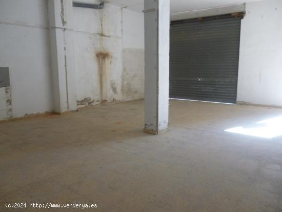 Local comercial en zona El Llombo - Ontinyent - VALENCIA