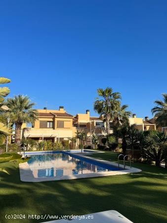 ESTUPENDO CHALET EN LOMAS DE CABO ROIG - ALICANTE