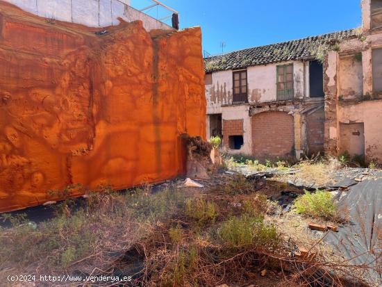 SOLAR EN ZONA DE LA MAGDALENA - CORDOBA