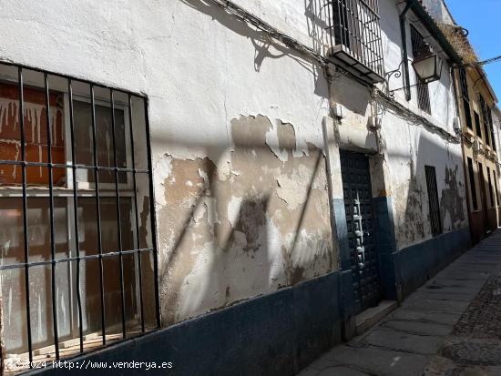 SOLAR EN ZONA DE LA MAGDALENA - CORDOBA