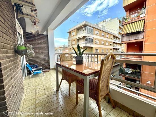 VIVIENDA REFORMADA DE 4 HABITACIONES CON GARAJE Y TRASTERO JUNTO AL PASEO GERMANÍAS - VALENCIA