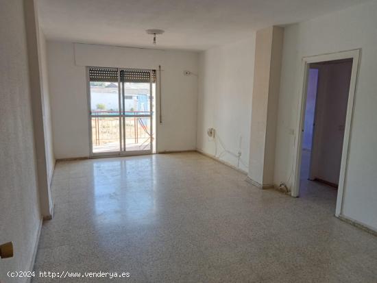  INTERESANTE PISO 4 HABITACIONES 2 BAÑOS EN VIRGEN DE LAS ANGUSTIAS ( CORDOBA ) - CORDOBA 