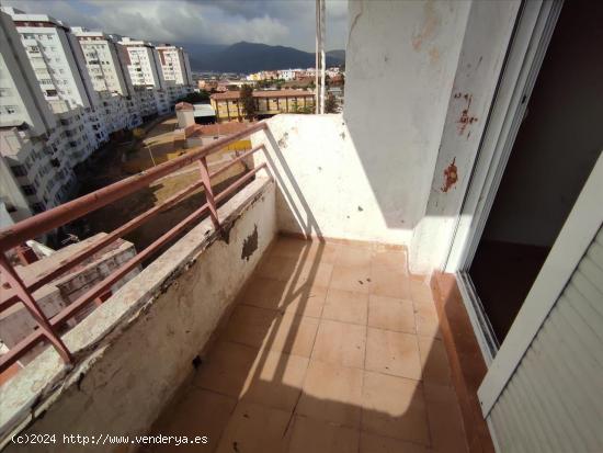 En venta piso en Algeciras- El Saladillo - CADIZ