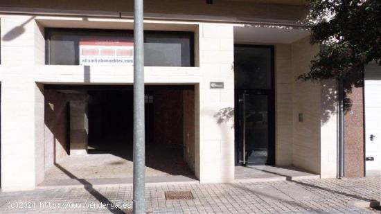 Local comercial en venta en Avda de La Libertad, Yecla - MURCIA