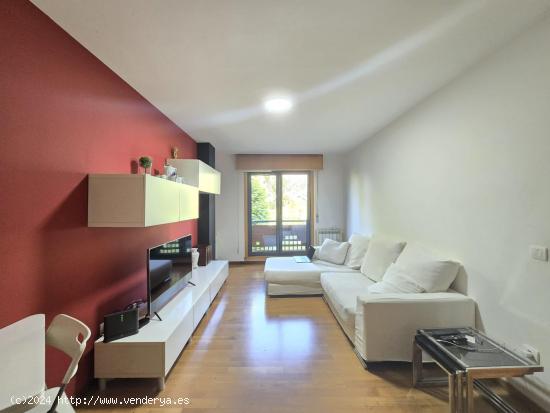 VILLARODRIS  .  APARTSAMENO  EXTERIOR  MUY  LUMINOSO  1  DORMITORIO  GARAJE  Y  TRASTERO - A CORUÑA