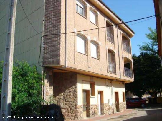  Edificio residencial en Candeleda - AVILA 