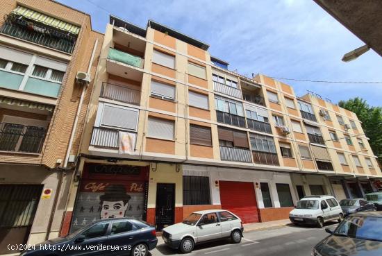  Se Vende en Villena - ALICANTE 