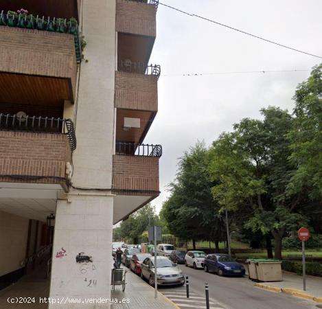 PISO ZONA JARDIN. MUY CÉNTRICO Y LUMINOSO. CÓMODA DISTRIBUCIÓN Y CÉNTRICO - ALBACETE