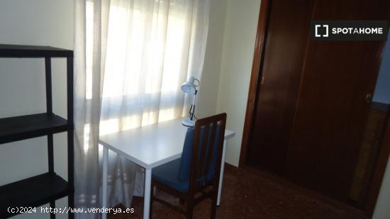 Habitación en piso compartido en Córdoba - CORDOBA