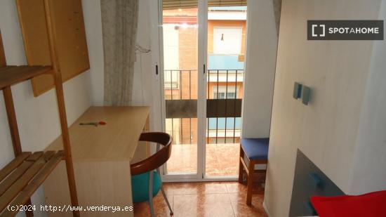 Habitación en piso compartido en Córdoba - CORDOBA